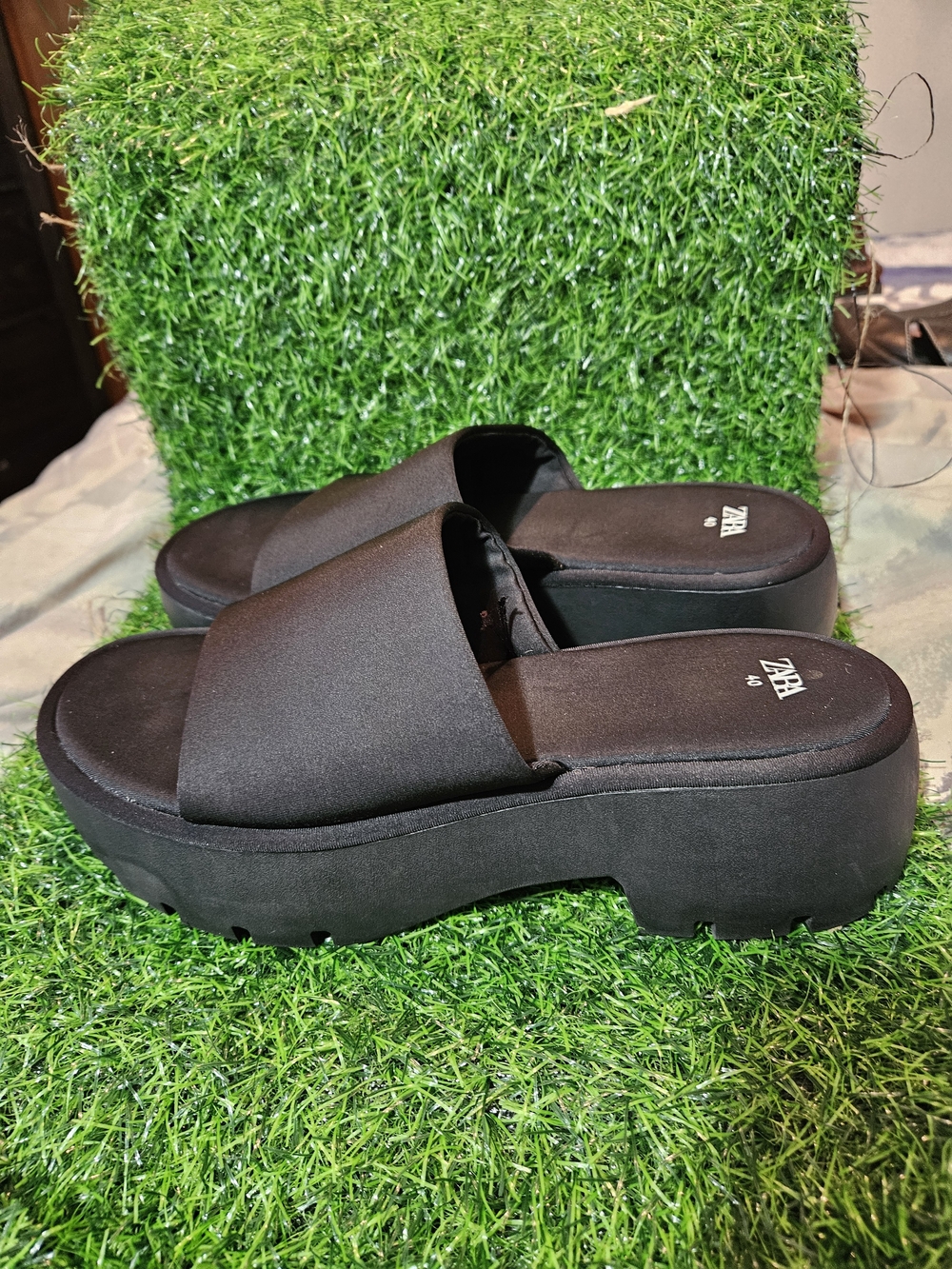 Zara Black Platform Slide Sandals